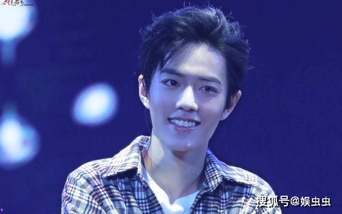 一线吃瓜娱乐圈攻是谁,揭秘一线吃瓜达人喻闻的传奇故事
