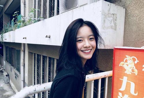 娱乐圈李庚希吃瓜事件真相,真相与争议的交织