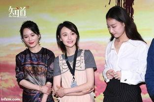 吃瓜群众的娱乐圈,吃瓜群众视角下的明星八卦大揭秘