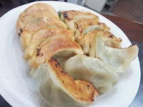 娱乐吃瓜君煎饺